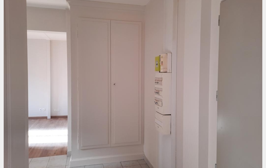 Annonces TARARE : Appartement | SAINT-ROMAIN-DE-POPEY (69490) | 66 m2 | 630 € 